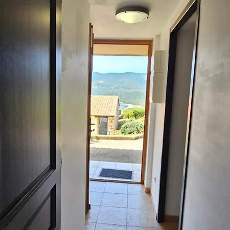 Сasa de vacaciones Caseddu T2 N 14, Alba Rossa Avec Piscine Chauffee