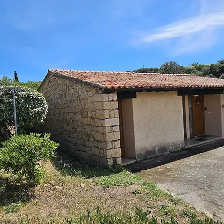 Сasa de vacaciones Caseddu T2 N 14, Alba Rossa Avec Piscine Chauffee Serra-di-Ferro (Corsica)