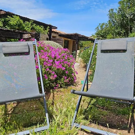 Caseddu T2 N 14, Alba Rossa Avec Piscine Chauffee Сasa de vacaciones *